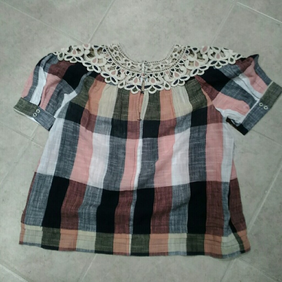 Anthropologie shirt - Picture 2 of 3